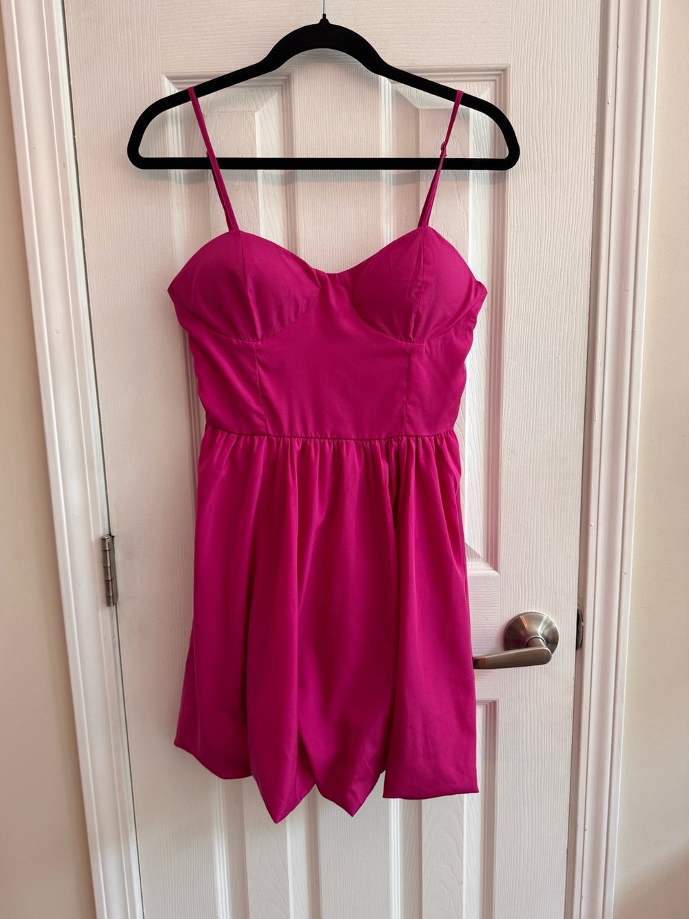 BAND OF THE FREE Hot Pink Corset Style Bubble Skirt Mini Dress Size Small